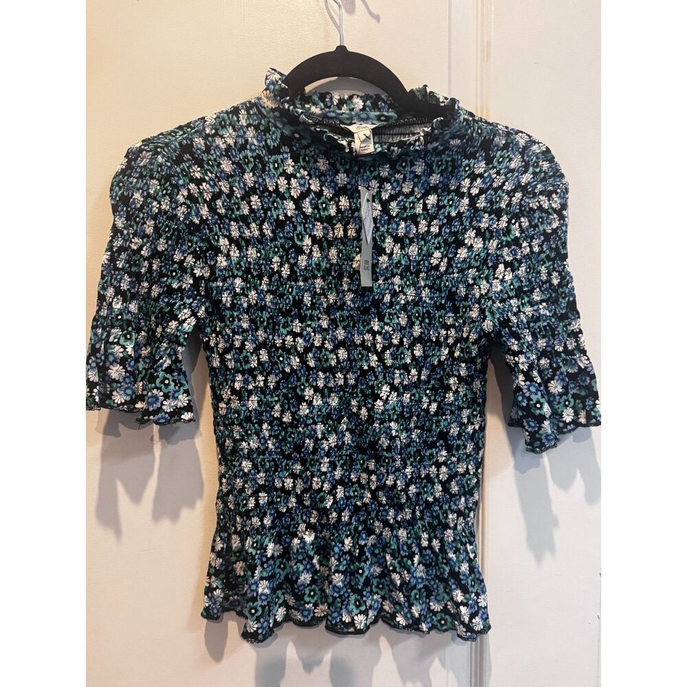 River Island Petite Floral Smocked Ruffle Top NWT Size 4